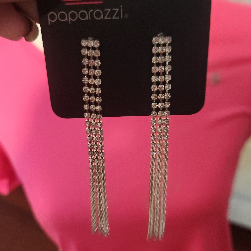 Various Pairs Of Earrings $5/pr Or $3/pr If You Buy 3 Or More